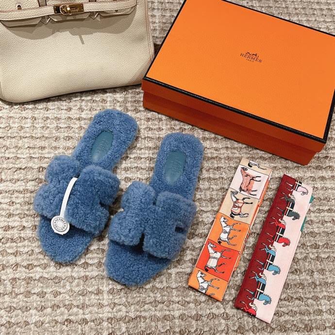 Hermes Slippers